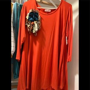 Burnt orange shark bite top